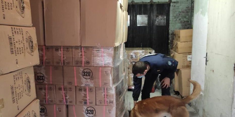 Une partie du tabac à chicha saisi par les gendarmes lors du coup de filet de la semaine dernière à Arnouville.